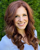 Simone Sellstrom headshot