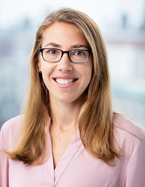 Andrea Stagg headshot